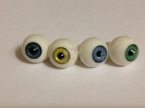  Doll Eyes  14 ,  